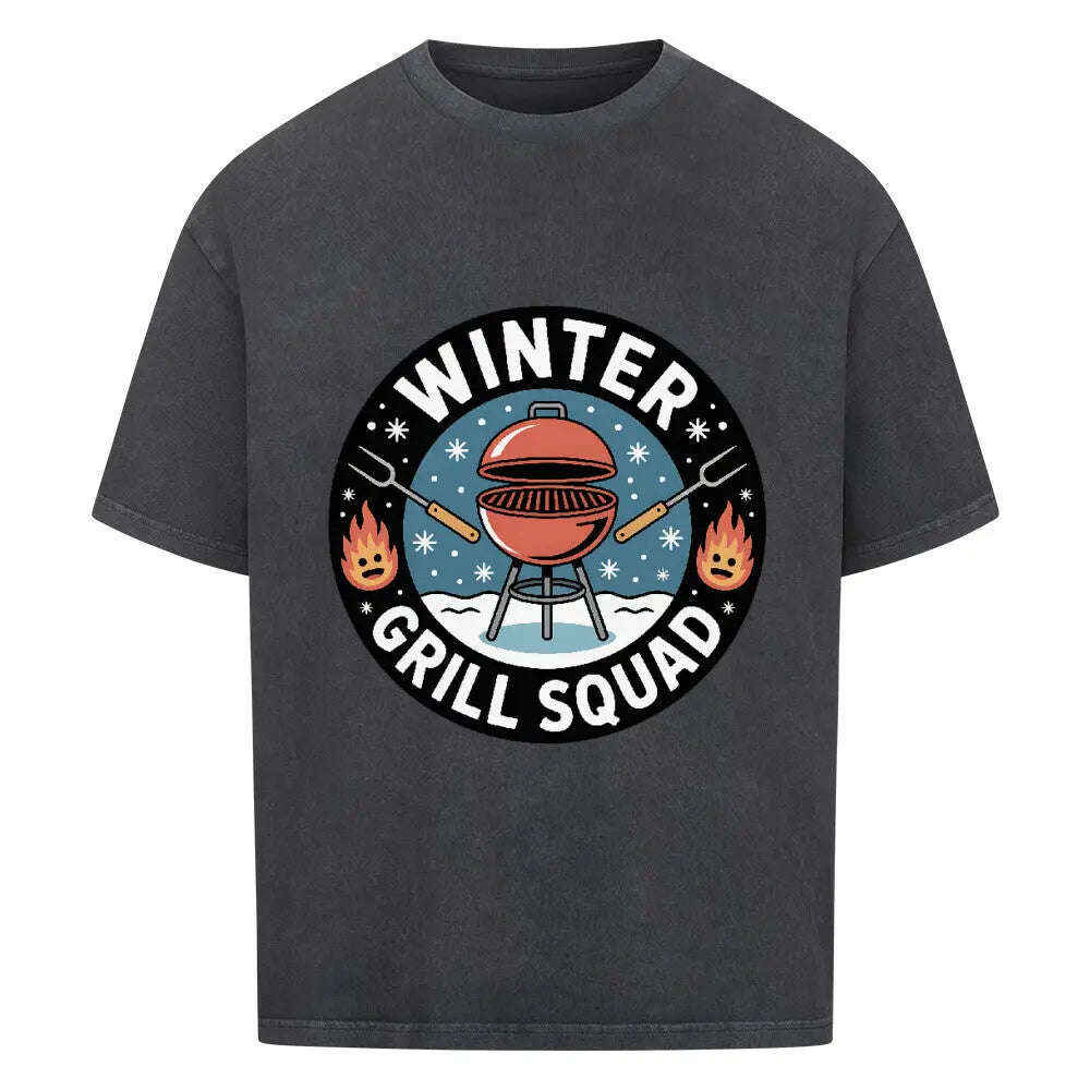 Winter Grill Squad – Oversized Shirt – Motivdruck in Washed Black