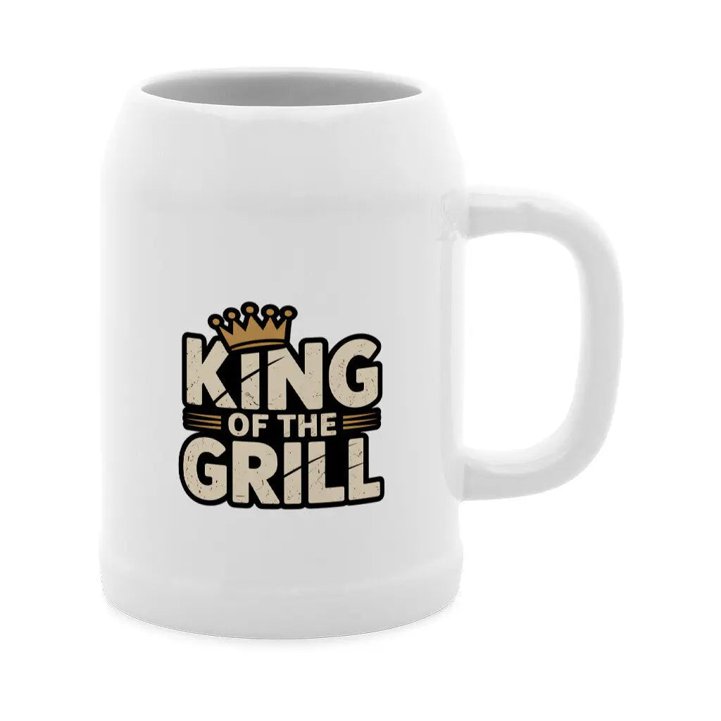 Bierkrug King of the Grill – Rustikaler Keramik Humpen & Geschenk für Männer – Motivdruck in Weiß