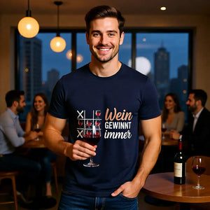 🍷❌⭕ Wein gewinnt immer – Premium T-Shirt MarketPrint