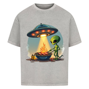 Alien BBQ - VACANCY Oversized Shirt | T-Shirt | Meatware