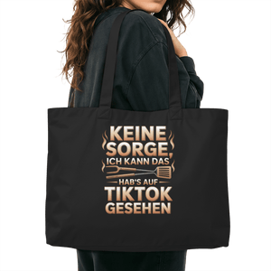 Woman holding organic shopping bag with "Keine Sorge ich kann das - hab's auf TikTok gesehen" text in bold design.