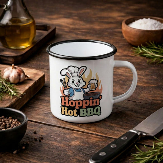 Hoppin' Hot BBQ Emaille Tasse – Robuster Outdoor Becher | Meatware®