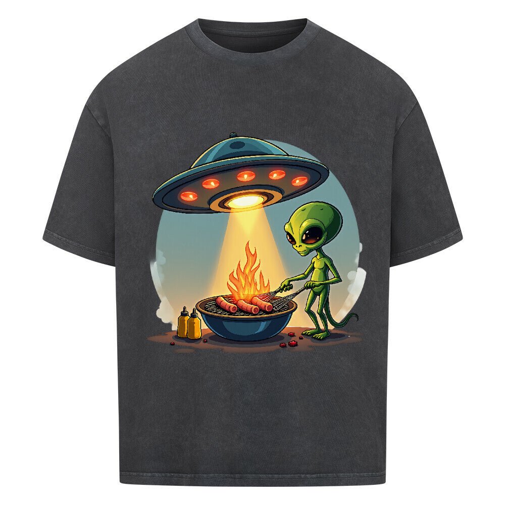 Alien BBQ - VACANCY Oversized Shirt | T-Shirt | Meatware