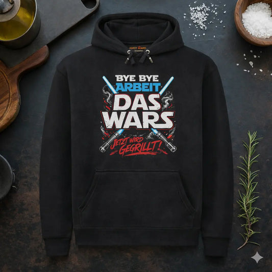 Schwarzer Meatware Premium Hoodie mit Grill Humor Motiv „Bye Bye Arbeit – Das Wars jetzt wird gegrillt“ mit gekreuzten Grill-Lasern im rustikalen Küchen Mockup mit Nackenbranding – Shirts & more mit Geschmack